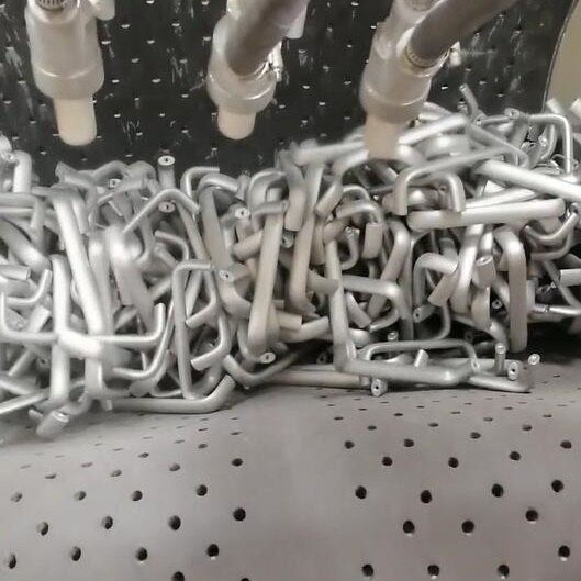Tumble Blasting for Batch Small Parts