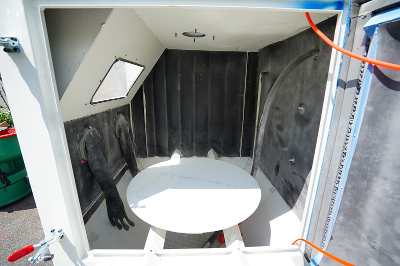 pressure sandblast cabinet