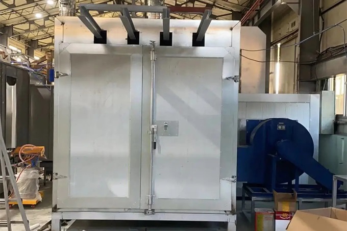 powder coating oven with rails